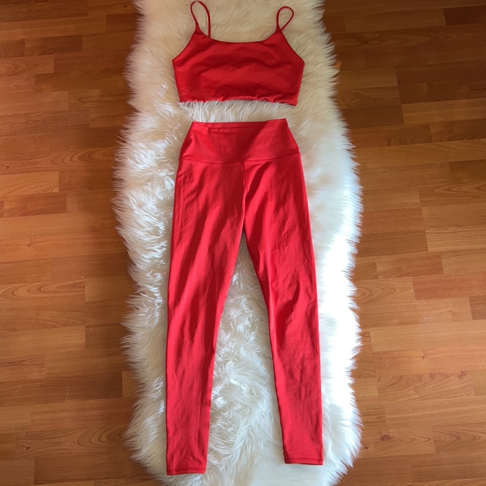 💋 Alice + Olivia Penny Scoop Fitted Brallete & Leggings Set